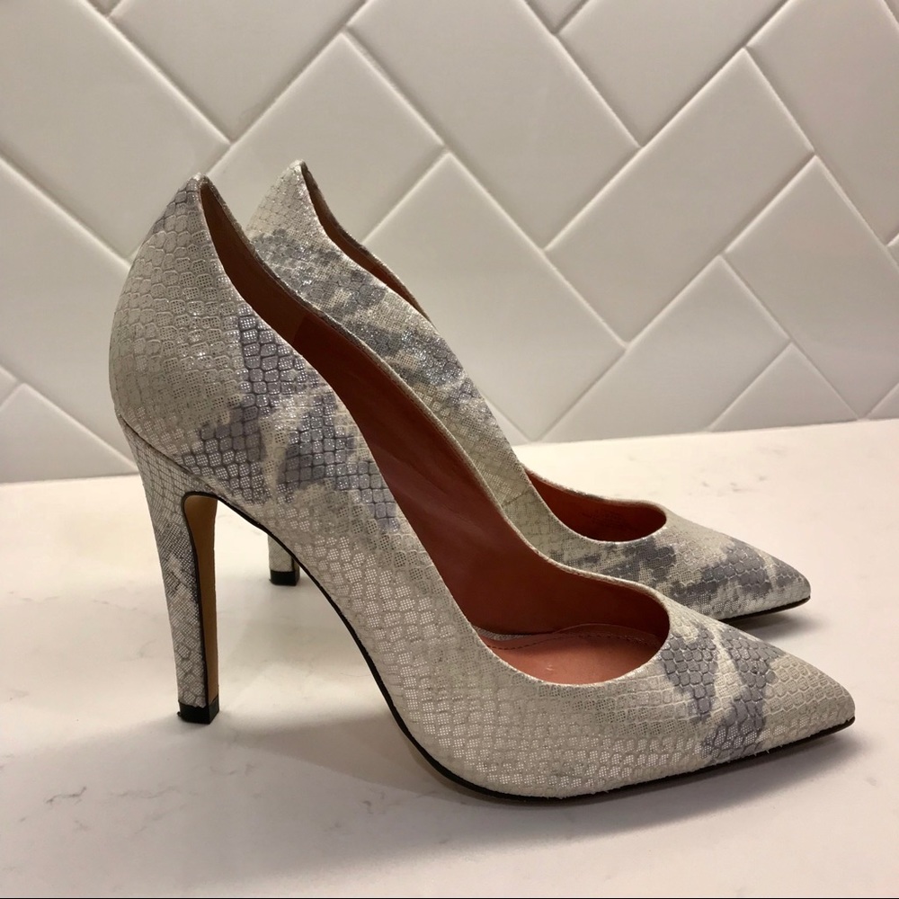 Vince Cameron “Rues” Snake Skin Pumps / Heels
